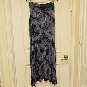 Lock & Love | Blue flowy maxi skirt